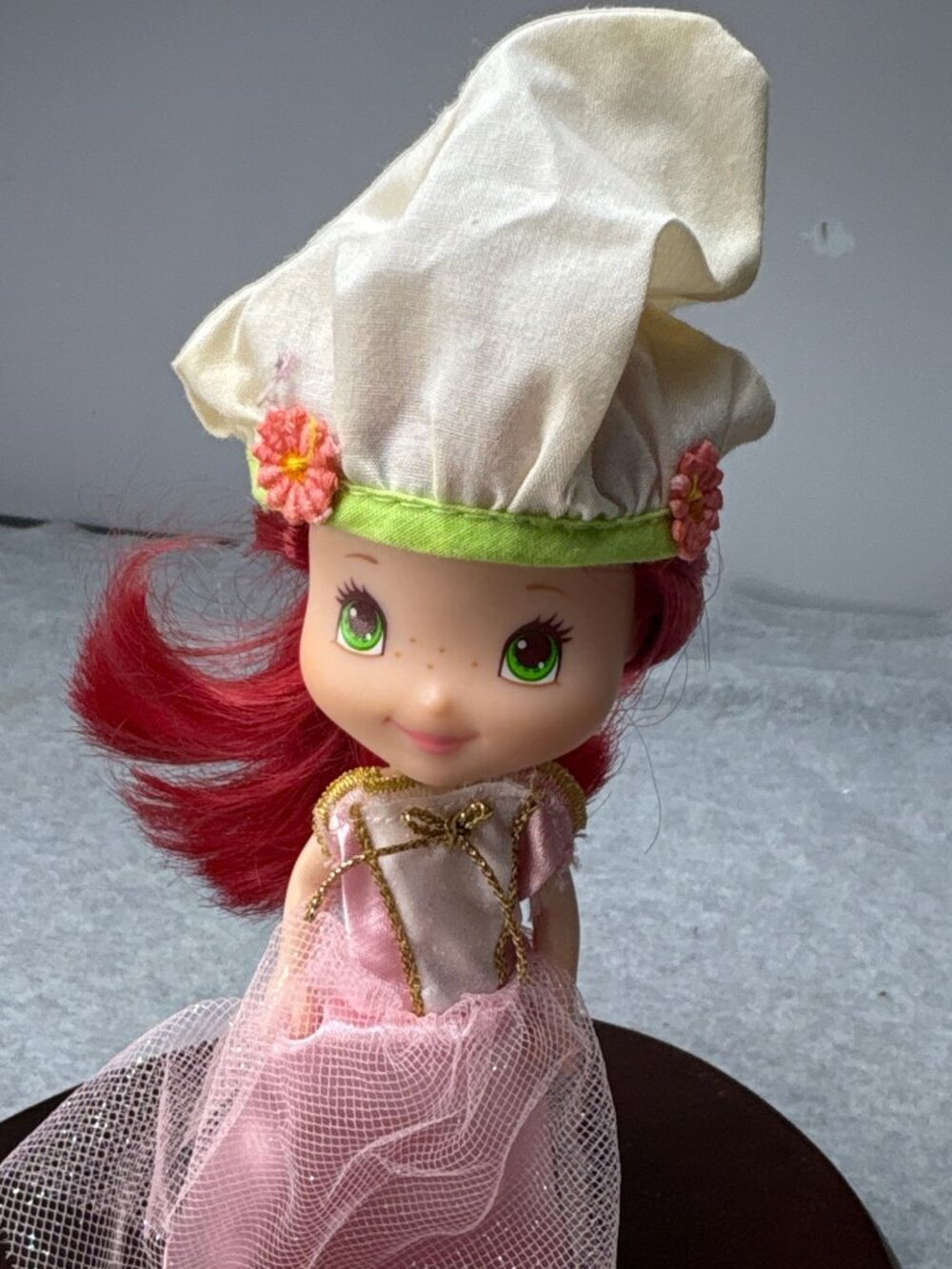 2008 Hasbro Strawberry Shortcake Mini Doll Red Hair Pink Outfit 6" - Picture 2 of 14